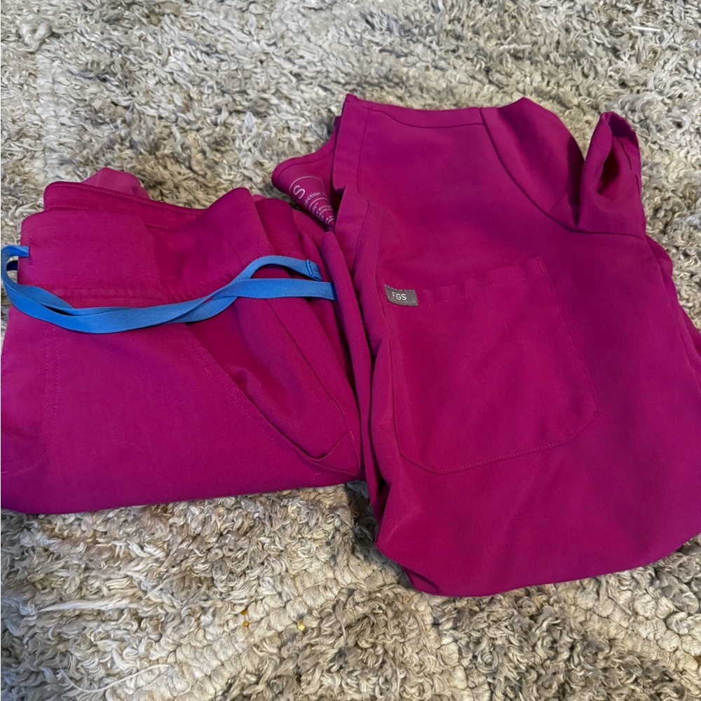 Raspberry Sorbet Figs Scrub Set Zamora Jogger Bottoms & Catarina Scrub top